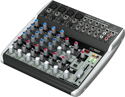 Behringer Q1202USB mixer